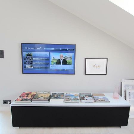Loft am See mit privatem Badestrand/Klimaanlage Immenstaad am Bodensee Buitenkant foto
