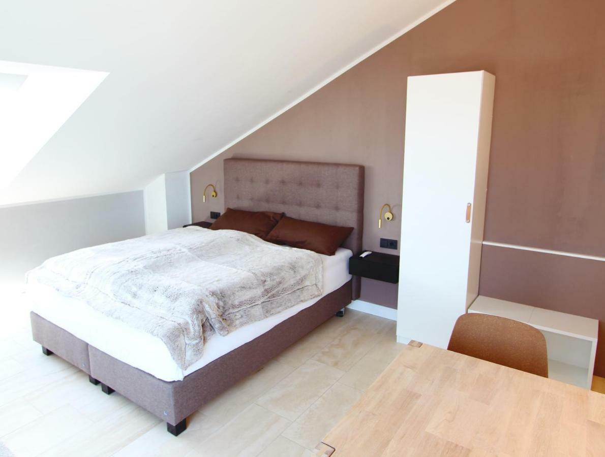 Loft am See mit privatem Badestrand/Klimaanlage Immenstaad am Bodensee Buitenkant foto